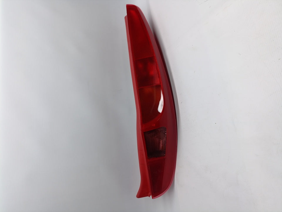 Farolim Fiat Punto 5P 99-05 Direito