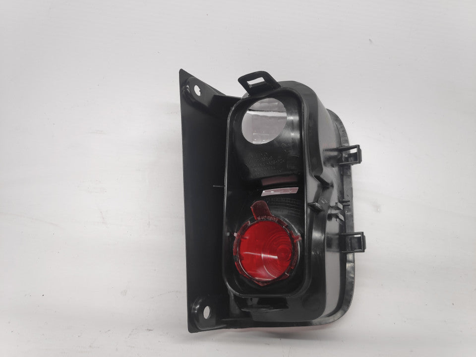 Farolim Nevoeiro Tras Esquerdo Opel Vivaro 01-06