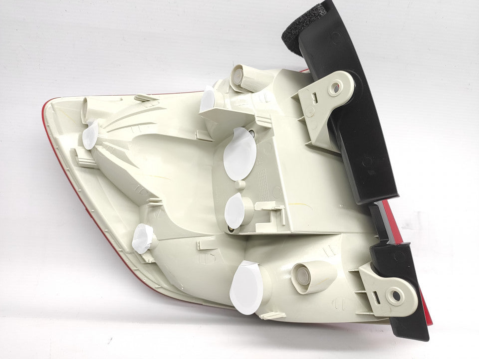 Farolim Painel Direito Skoda Superb Combi 08-13