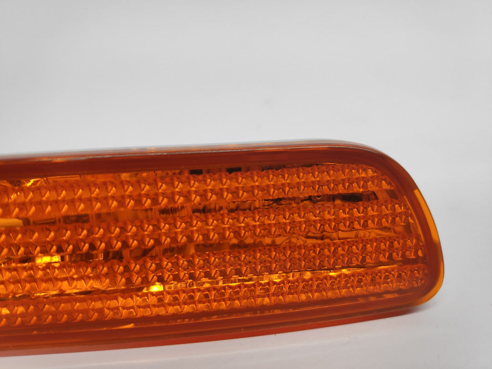 Farolim Para-Choques Frente Direito / Tras Esquerdo Volvo S40 / V40 00-02