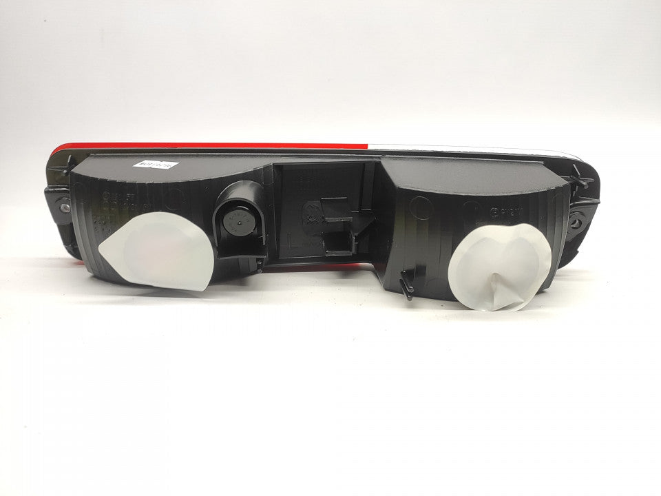 Farolim Para-Choques Tras Esquerdo Mitsubishi Pajero 03-06