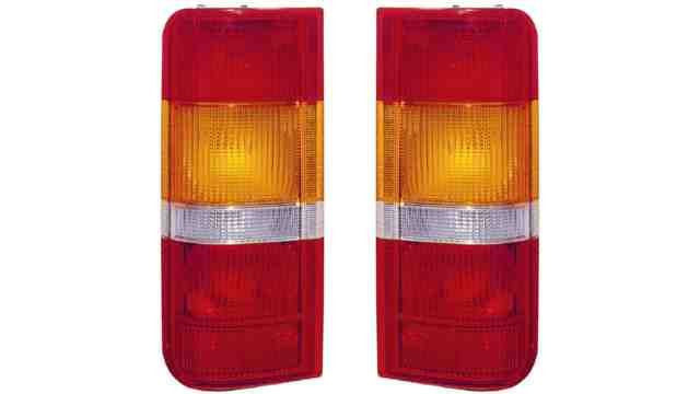 Farolim Tras Direito Ford Transit / Courier 85-02