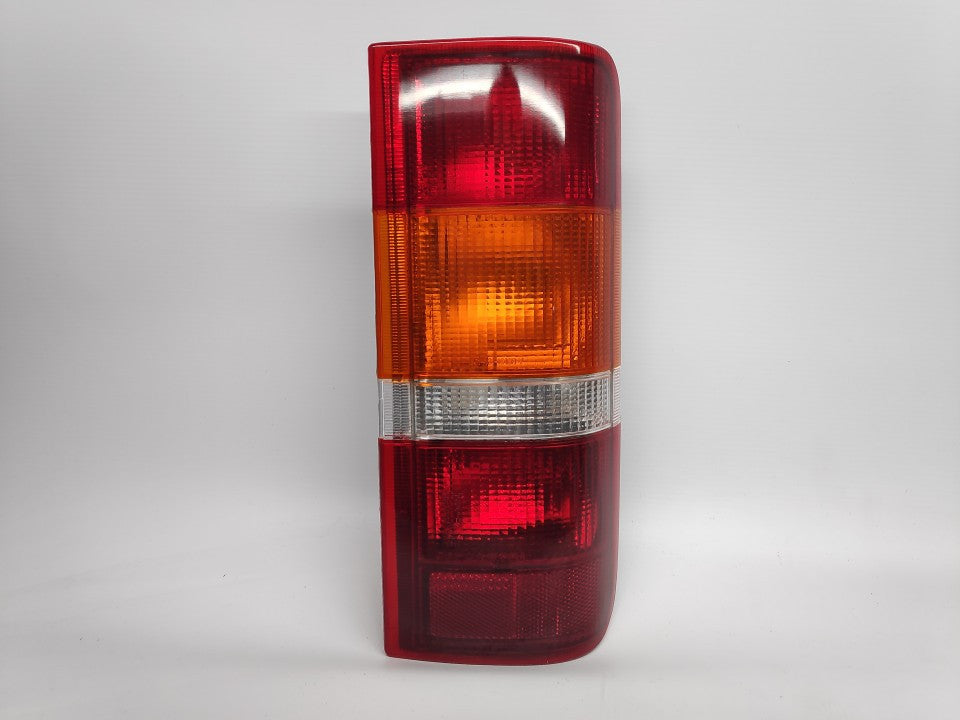 Farolim Tras Direito Ford Transit / Courier 85-02