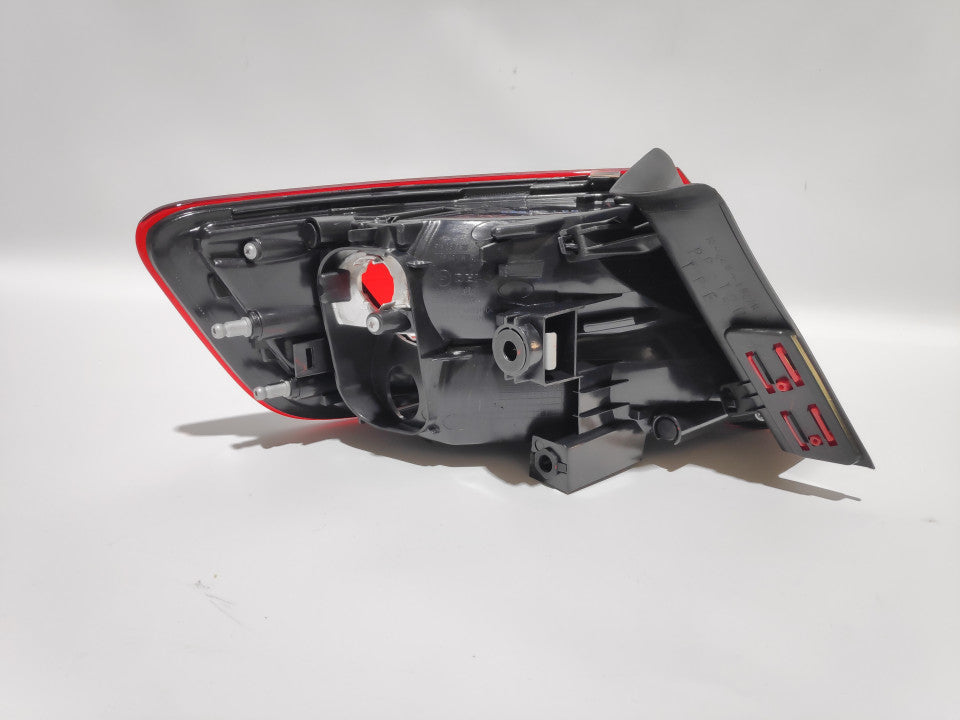 Farolim Tras Direito Fumado Audi A3 SportBack 5P 12-