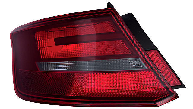 Farolim Tras Direito Fumado Audi A3 SportBack 5P 12-