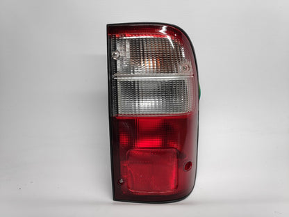 Farolim Tras Direito Toyota Hilux 98-04