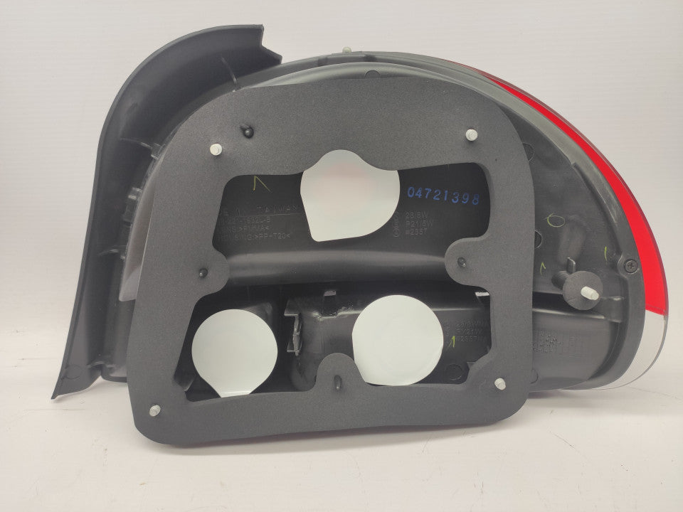 Farolim Tras Esquerdo Hyundai Accent Hatchback 3 / 5P 97-00