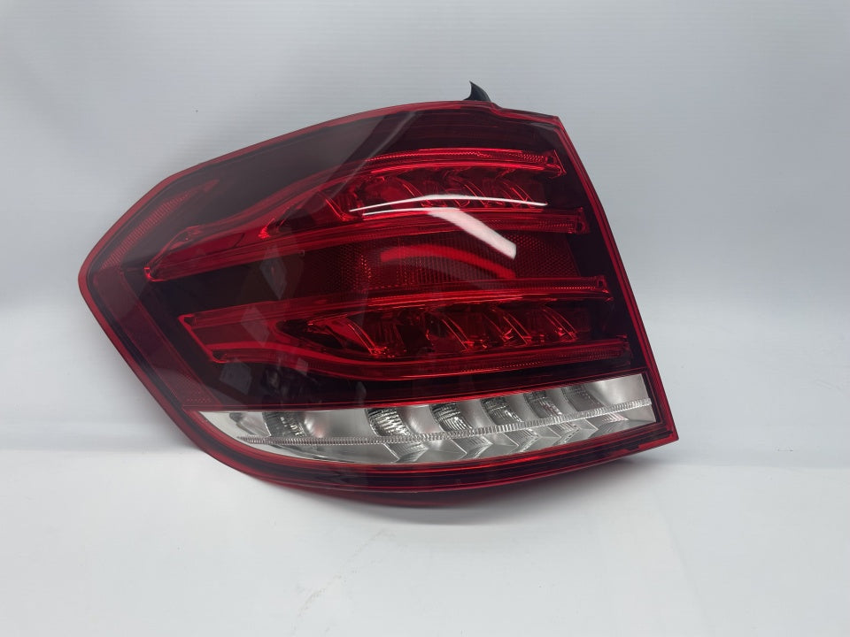 Farolim Tras Esquerdo Led Mercedes W212 E Class St.Wagon 13-15