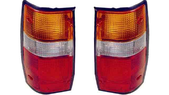 Farolim Tras Esquerdo Mitsubishi L200 Pick-Up D50 86-96