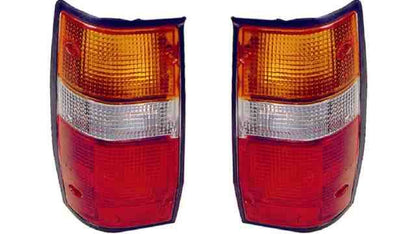 Farolim Tras Esquerdo Mitsubishi L200 Pick-Up D50 86-96
