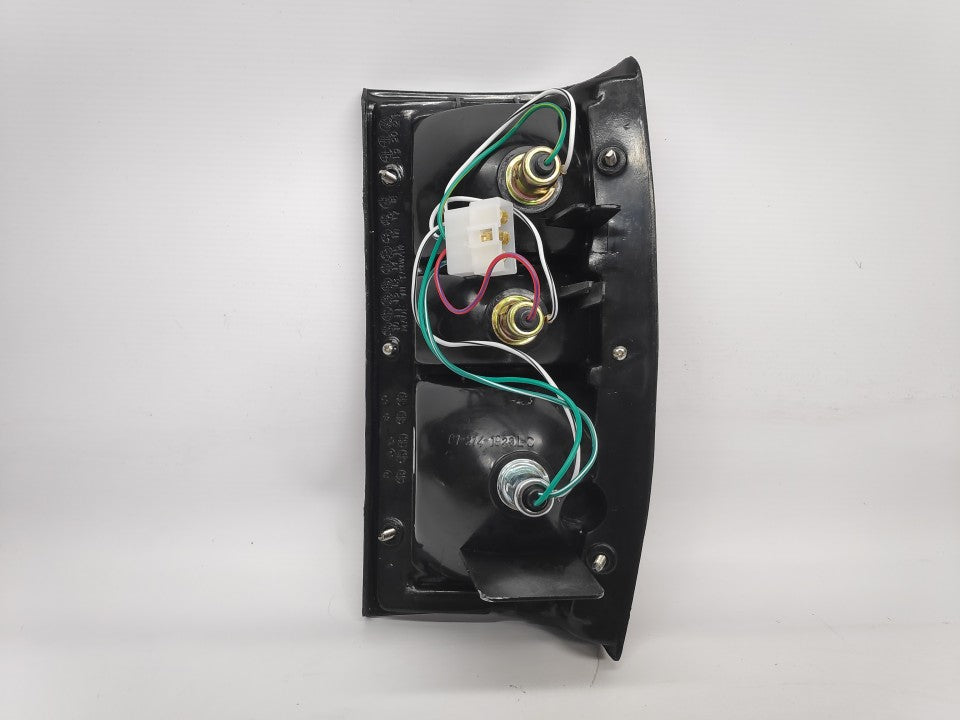 Farolim Tras Esquerdo Mitsubishi L200 Pick-Up D50 86-96