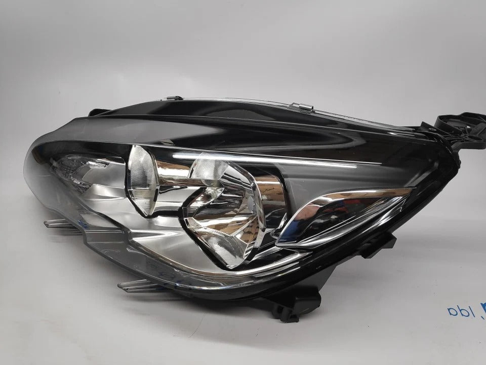 Farol Direito Peugeot 308 13-