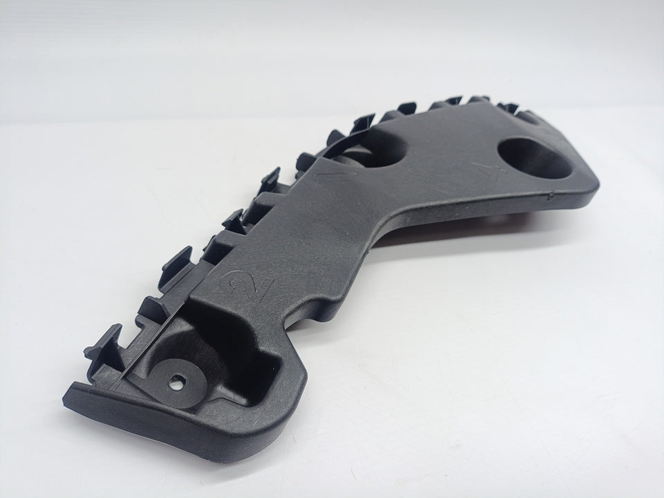 Guia Plastica Para Choques Tras Direita Dacia Duster 10-18