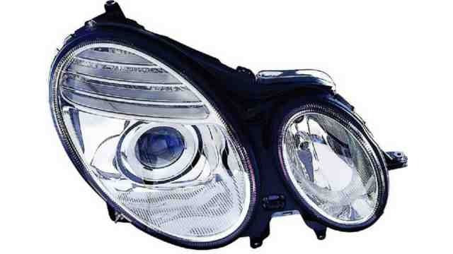 Farol Direito Mercedes W211 E Class 06-09