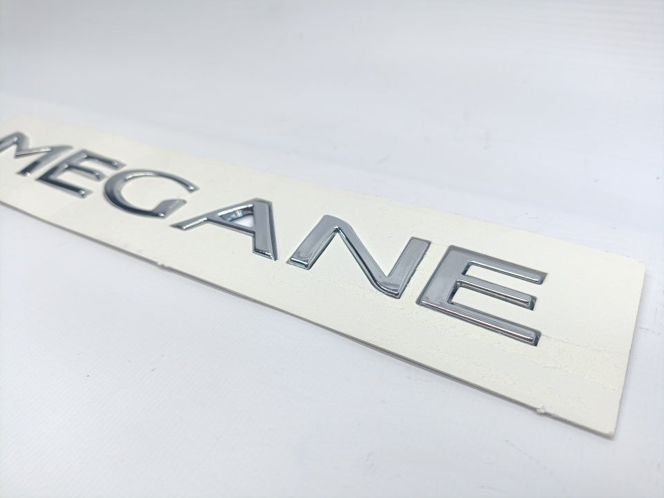 Monograma Letring Emblema Tampa Mala Renault "Megane" III 08-15