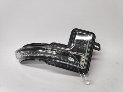 Pisca de Espelho Direito Nissan Micra K14 16-