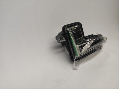 Pisca de Espelho Esquerdo Nissan Micra K14 16-