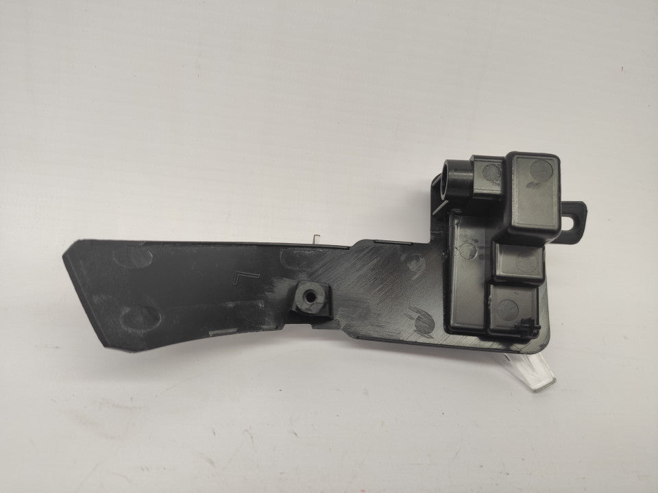Pisca de Espelho Esquerdo Nissan Micra K14 16-