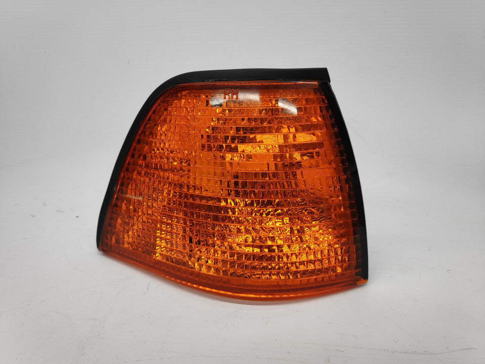 Pisca Direito Bmw Serie 3 E36 4P 90-98