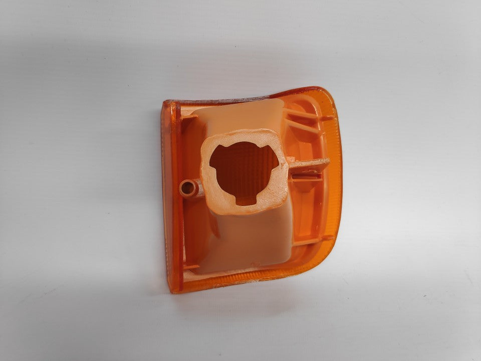 Pisca Direito Ford Fiesta II 83-89