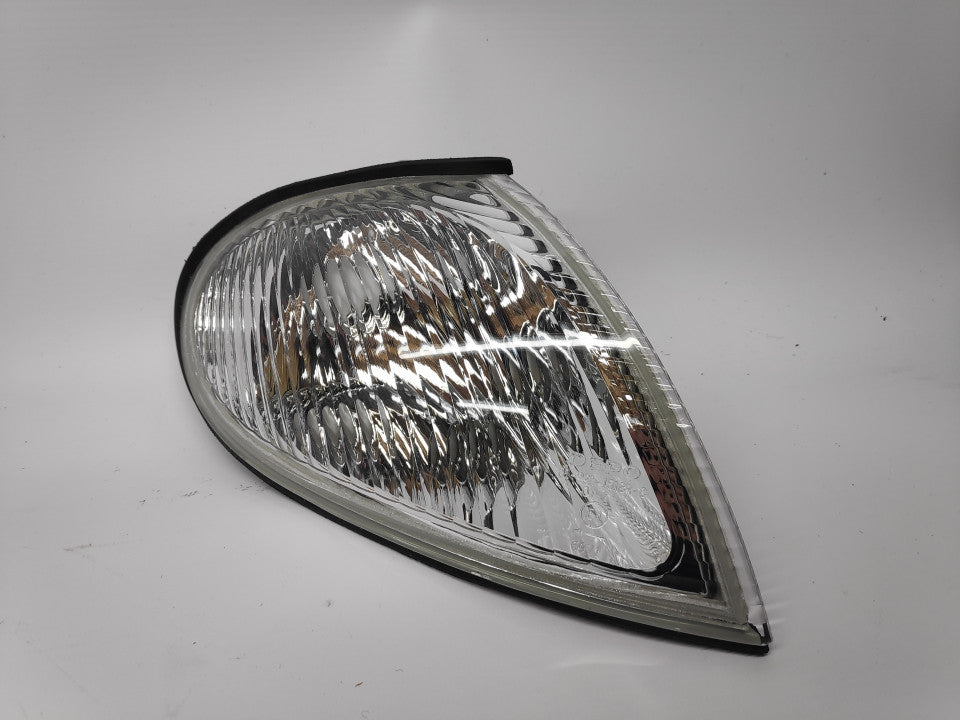 Pisca Direito Hyundai Elantra / Lantra 99-00