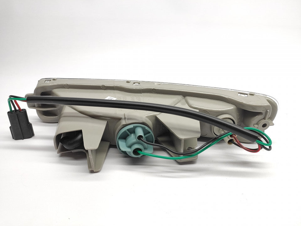 Pisca Direito Mazda 323 F Ba 5P 94-98 / Astina