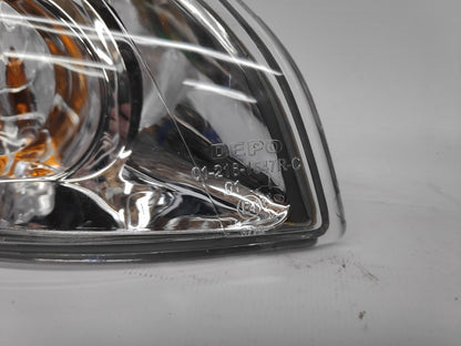 Pisca Direito Mazda 626 00-02