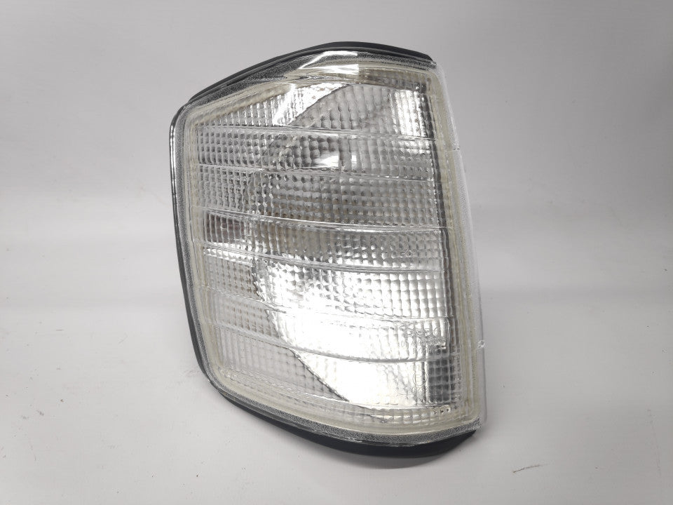 Pisca Direito Mercedes W201 Series 190 82-93