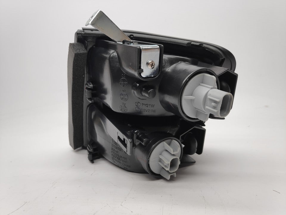 Pisca Direito Mitsubishi Pajero 97-00