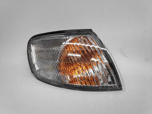 Pisca Direito Nissan Almera N15 98-00