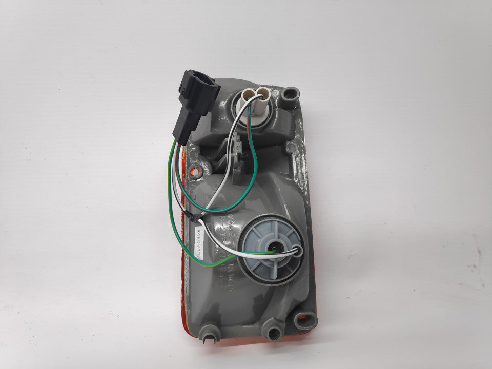 Pisca Direito Nissan Patrol 88-97