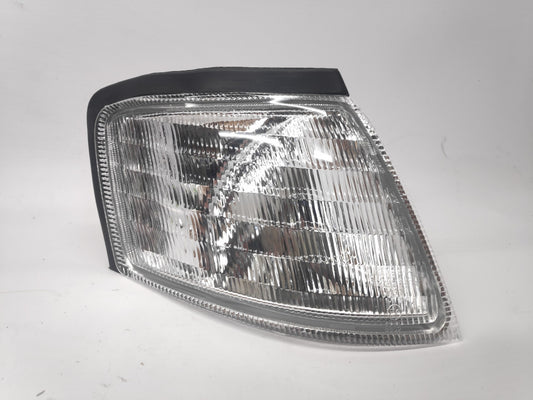 Pisca Direito Nissan Primera P11 96-99