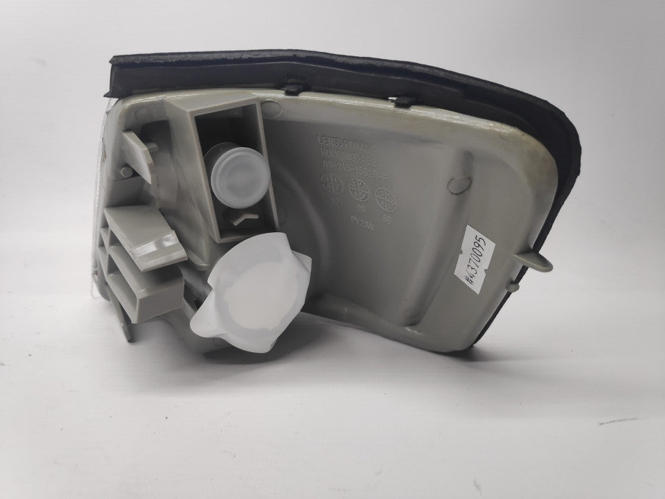 Pisca Direito Nissan Primera P11 96-99