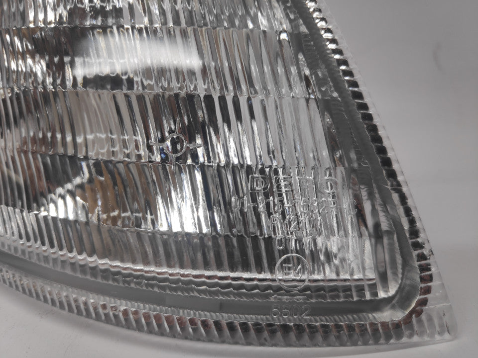 Pisca Direito Nissan Primera P11 96-99