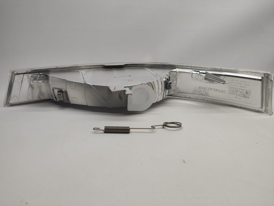 Pisca Direito Renault Master 03-10