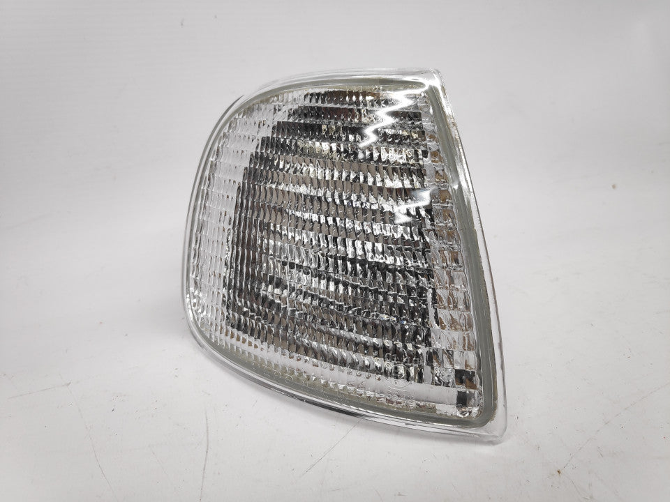 Pisca Direito Seat Ibiza / Cordoba I VW Caddy / Polo III 95-99