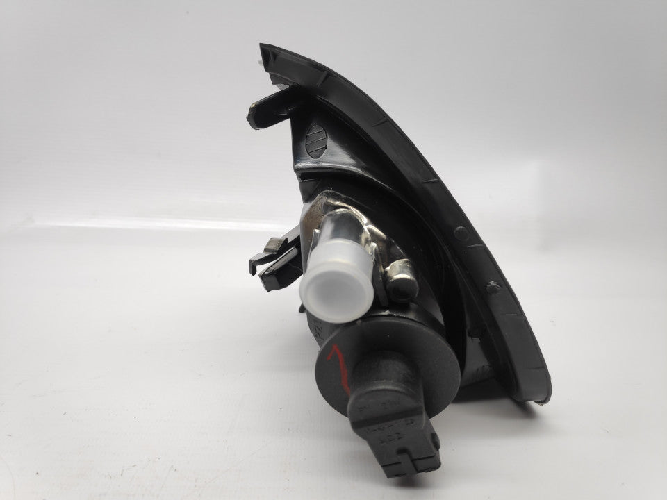 Pisca Direito Toyota Avensis 00-03