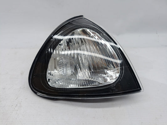 Pisca Direito Toyota Avensis 97-00
