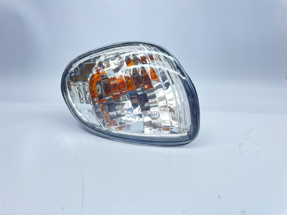 Pisca Direito Toyota Corolla 99-01