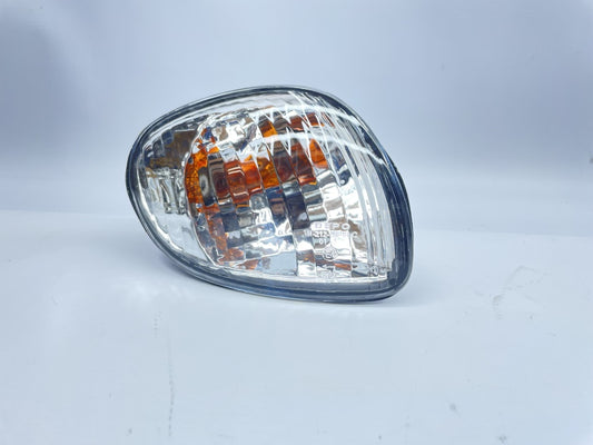 Pisca Direito Toyota Corolla 99-01