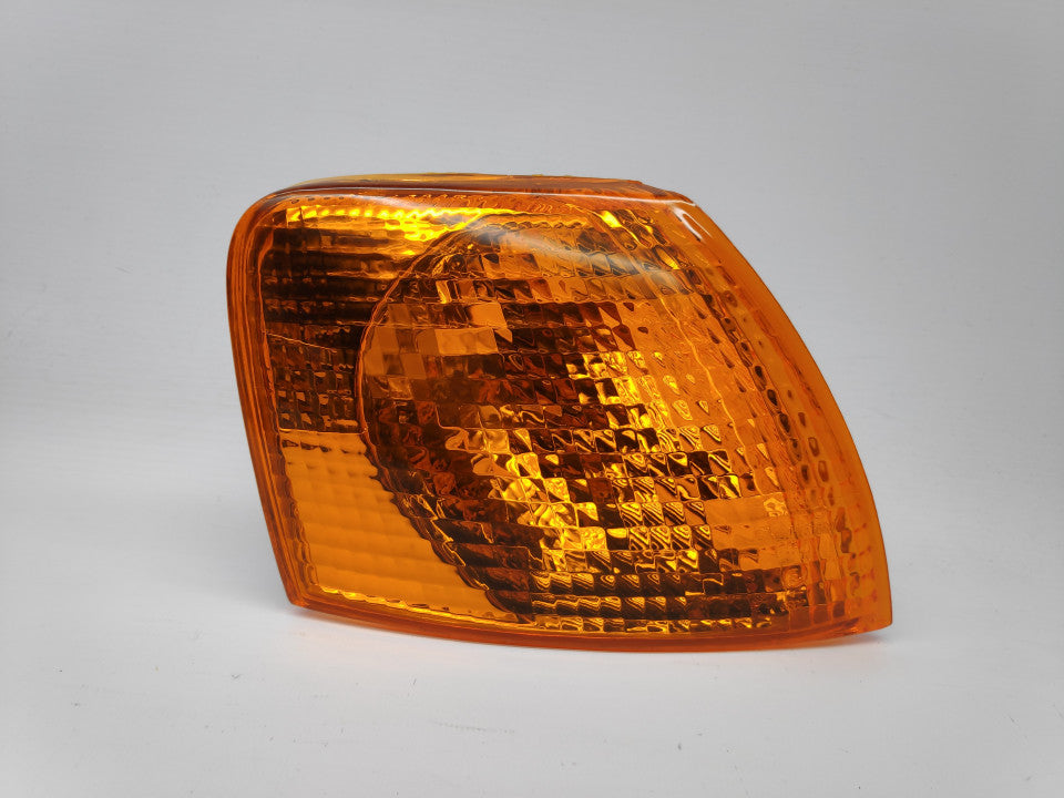 Pisca Direito Vw Passat B5 96-00 Laranja
