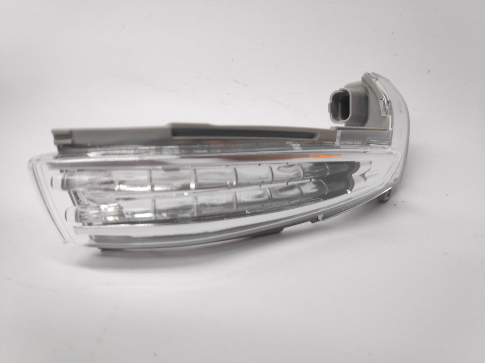 Pisca Espelho Direito Citroen Picasso / Ds5 13-