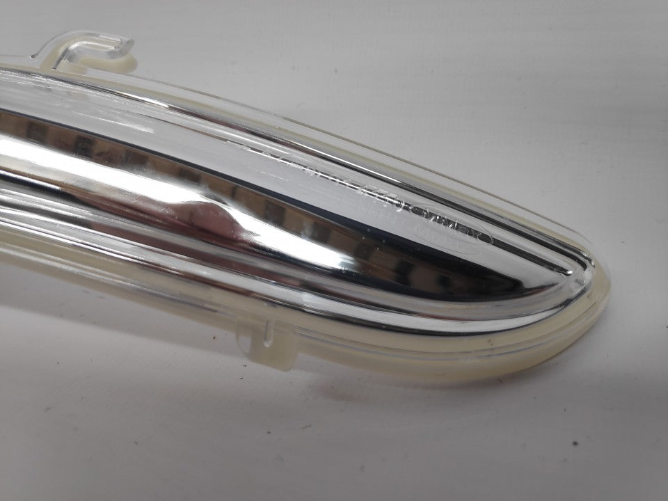 Pisca Espelho Direito Peugeot 2008 208 / Citroen C3 C4 12-18