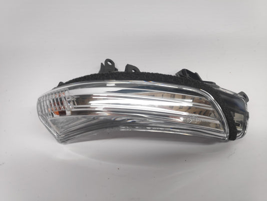 Pisca Espelho Direito Toyota IQ / Prius Plus 09-11