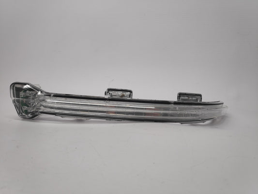 Pisca Espelho Esquerdo Vw Golf VII 15-