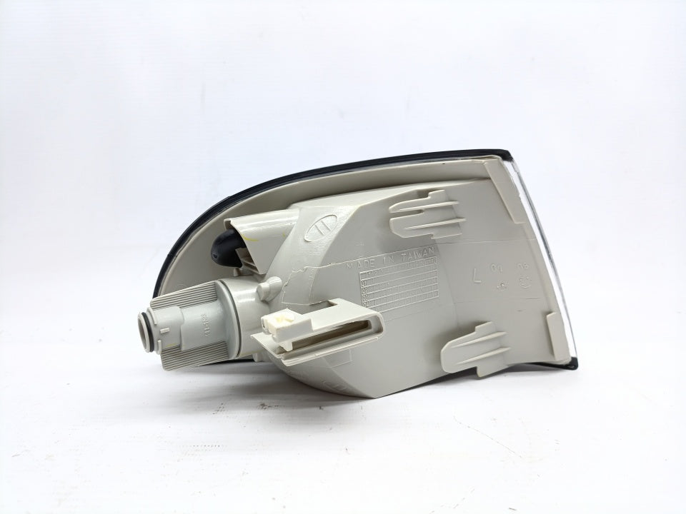 Pisca Esquerdo Audi A4 94-99 Transparente