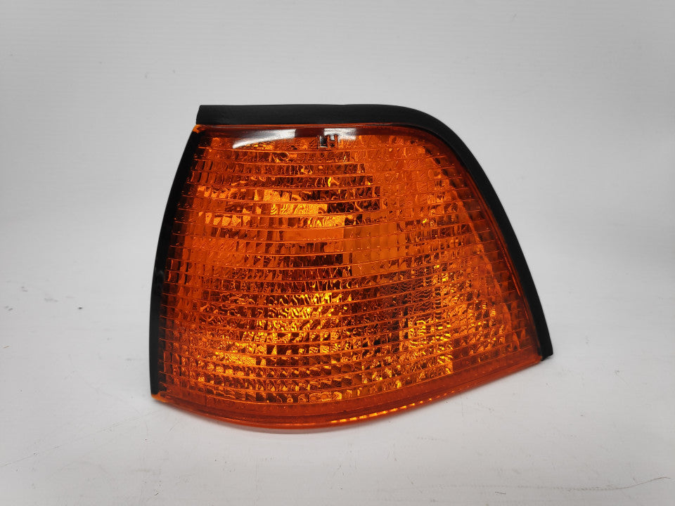 Pisca Esquerdo Bmw Serie 3 E36 4P 90-98
