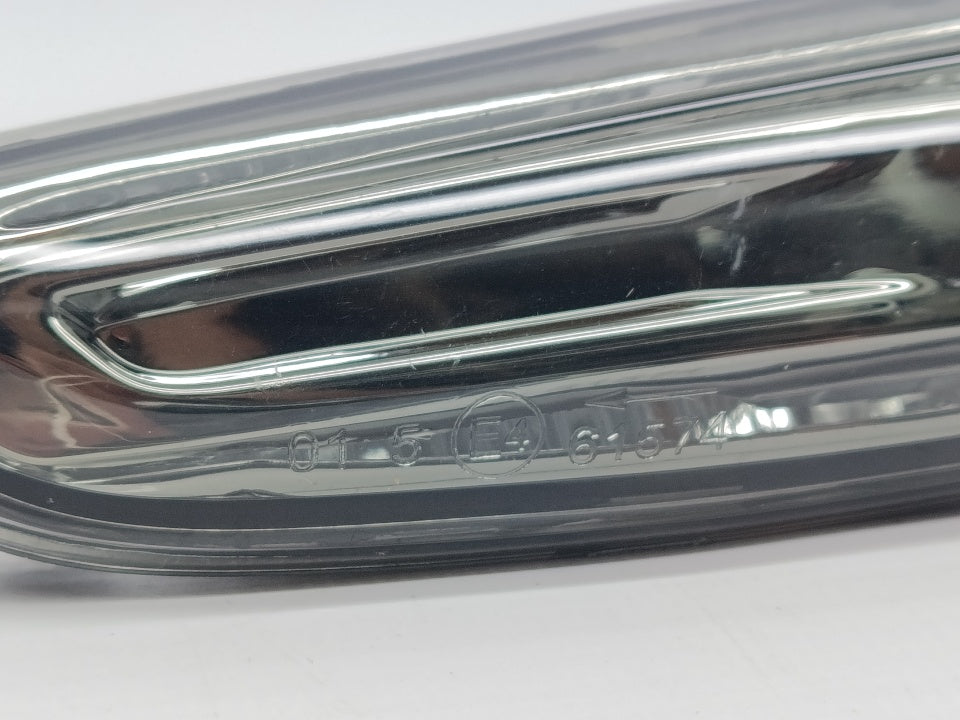 Pisca Esquerdo Guarda-Lamas Opel Astra J 10-16 Fumado