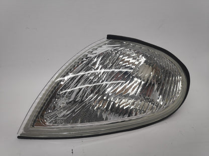 Pisca Esquerdo Hyundai Elantra / Lantra 99-00