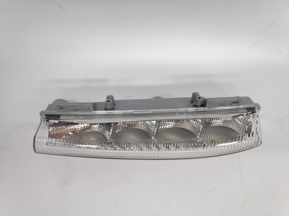 Pisca Esquerdo Luz Diurna e Led Mercedes W204 W207 W212 09-14